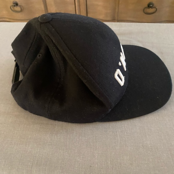 O’Neill hat - Picture 3 of 6